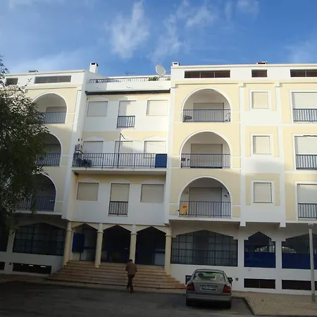 Altura Inn Beach ألتورا